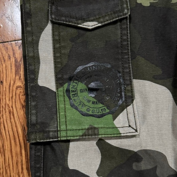 Vintage G-Unit Camouflage Cargo Pants (Size 36-34) NWT - Picture 5 of 6